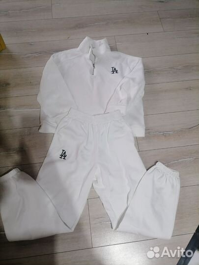 Спортивный костюм женский 44 46