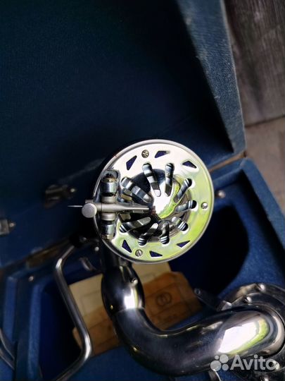 Патифон завода ордена Ленина молот 1953 года