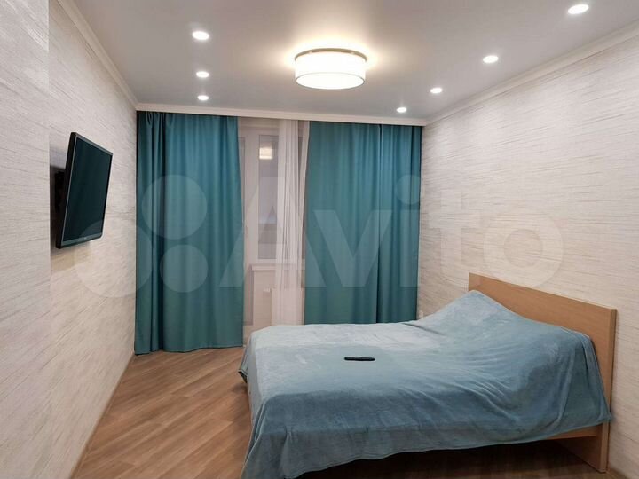 2-к. квартира, 55 м², 3/10 эт.