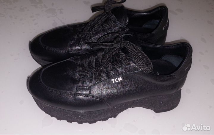 Полуботинки женские 36 размер