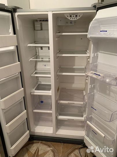 Холодильник whirlpool