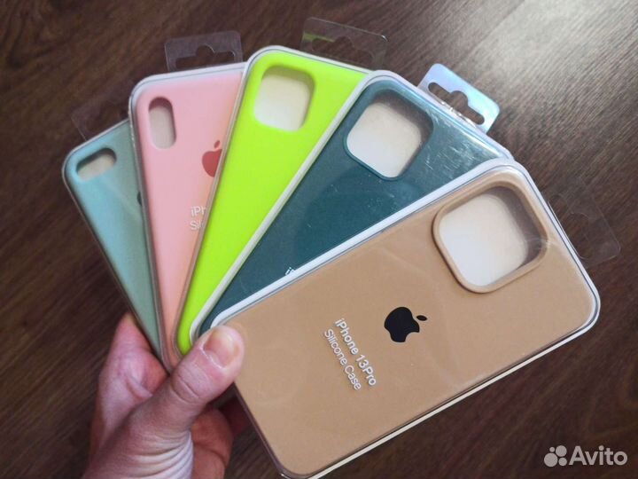 Чехлы на iPhone
