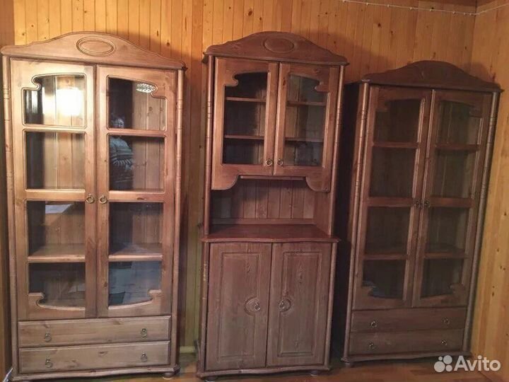 Буфет деревянный Сервант