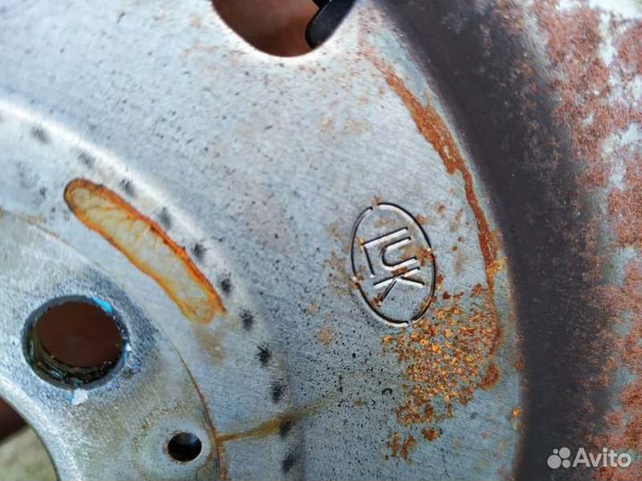 Маховик Volkswagen Passat B7 1.4 caxa 2011