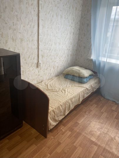Комната 17 м² в 9-к., 5/5 эт.