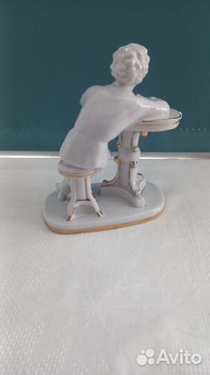 Статуэтка СССР А.С. Пушкин-лицеист, фарфор лфз