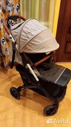 Прогулочная коляска carrello astra