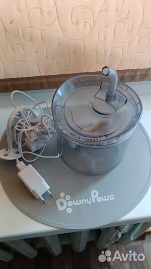 Фонтан поилка для кошек