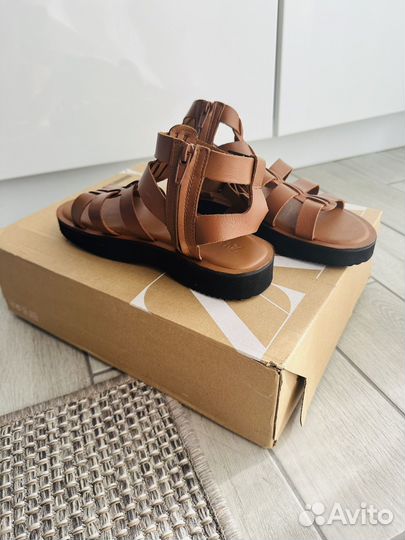 Сандали Zara 38