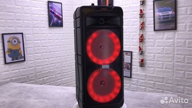 Огромная блютуз колонка с микрофоном