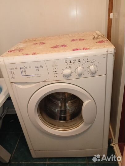 Стиральная машина indesit wil85