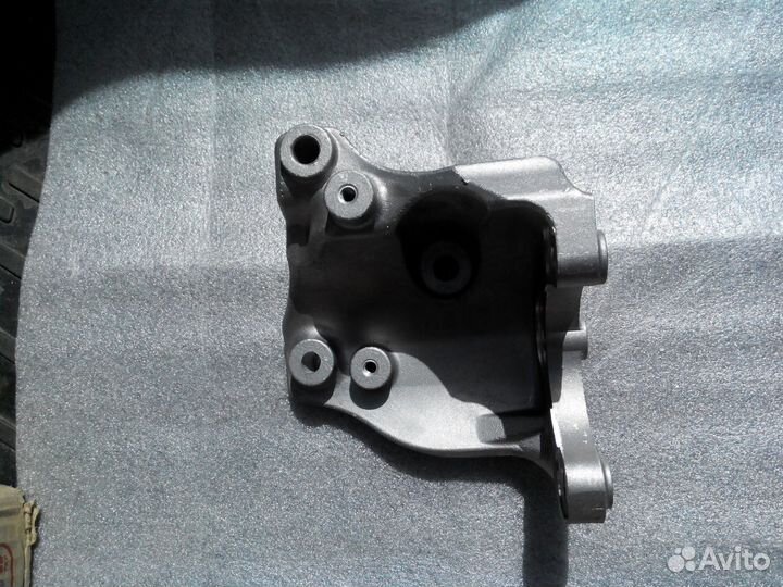 Кронштейн гур Ravon Gentra/ Дэу Джентра/Gentra