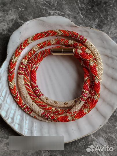 Чокер из бисера