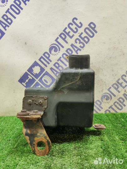 Резонатор воздушного фильтра Kia Spectra седан 1.6