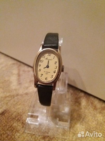 Часы Вымпел