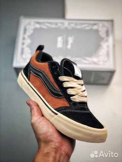 Vans knu skool