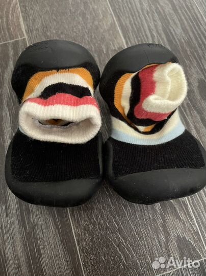 Прорезиненные носочки для первых шагов