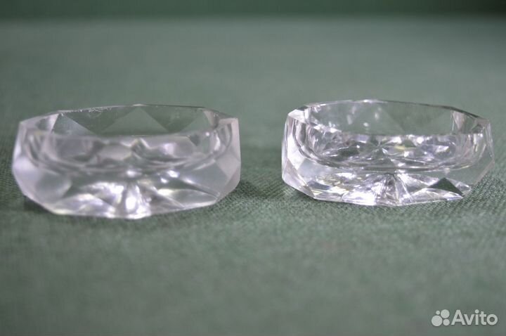 Солонка старинная миниатюрная. Пара 2 шт. Стекло
