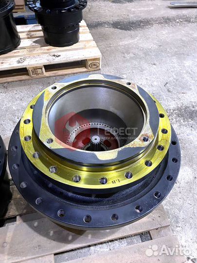 Бортовой редуктор Hitachi ZX500LC-3 9263595