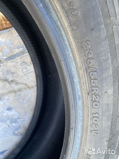 Bridgestone Dueler H/L 33A 235/55 R20