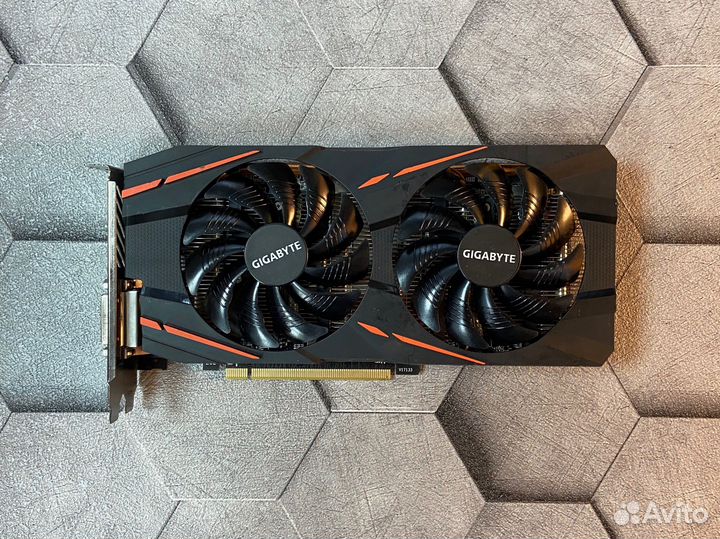 Видеокарта 8 GB Gigabyte RX 570
