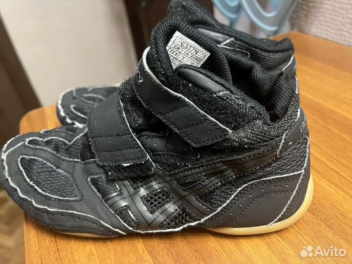 Борцовки asics