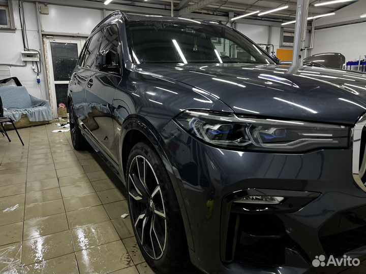 Оклейка авто пленкой. Детейлинг