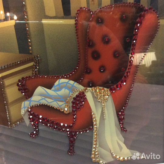 Картина из кристаллов Сваровски «Кабинет». Ручная