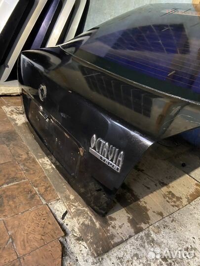 Крышк багажника Skoda octavia тур