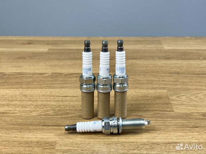 Свечи зажигания NGK lzkr6B-10E