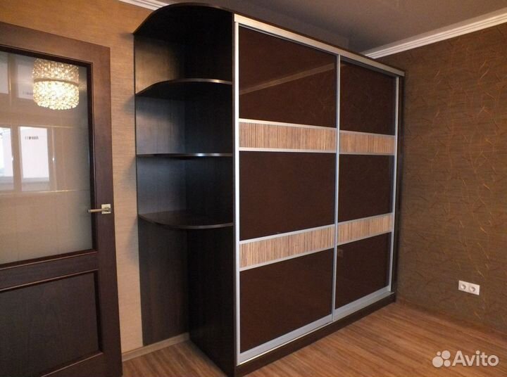 Шкаф распашной