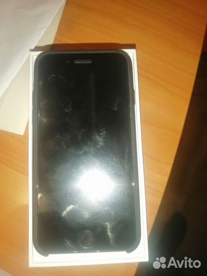 Телефон iPhone 7