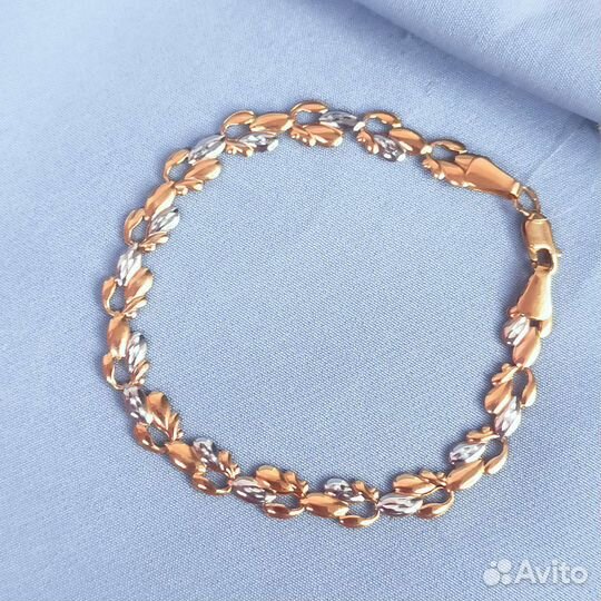 Золотой браслет