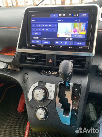 Toyota Sienta 1.5 CVT, 2018, 72 000 км