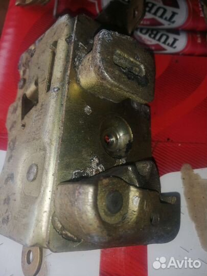 Комплект механизмов замков газ 24