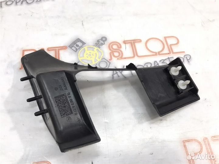 Накладка петли крышки багажника VW Touareg GP (7L