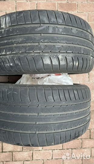 Goodyear EfficientGrip 275/40 R19 101Y