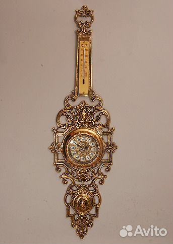 Часы бронзовые настенные
