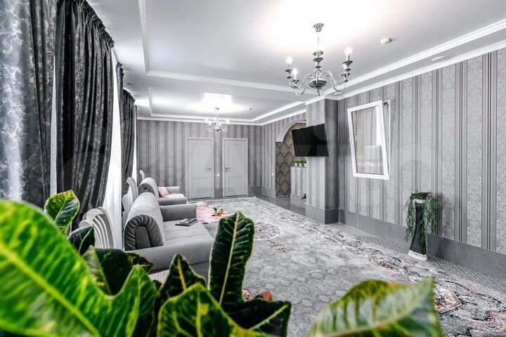 3-к. квартира, 120 м², 2/2 эт.