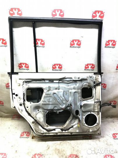 Дверь задняя левая Mazda Mpv LV5W G5-E 1995