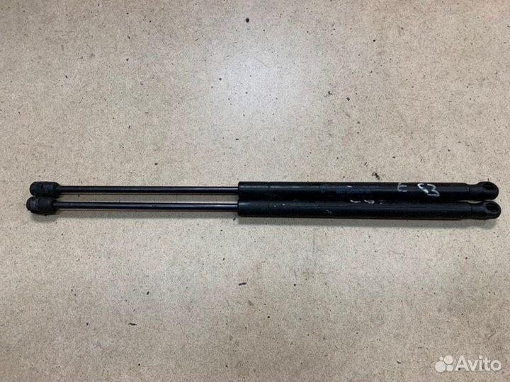 Амортизатор двери багажника Ford Focus 2 хэтчбек