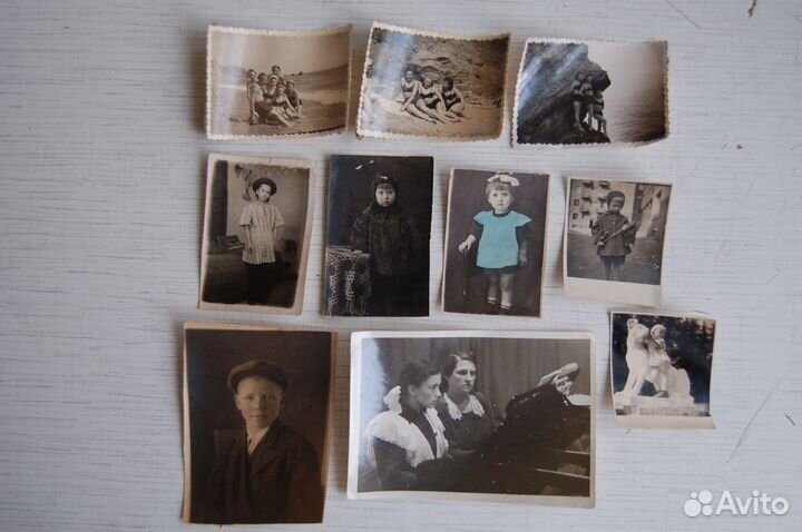 13 старых фотографий набором (дети, военные, пляж)