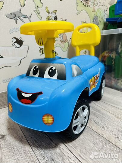 Машинка-каталка