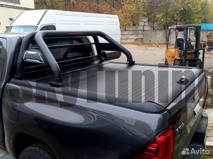 Крышка Toyota Hilux с дугами