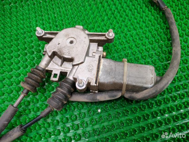 Стеклоподъемник передний правый Kia Rio DC A5D