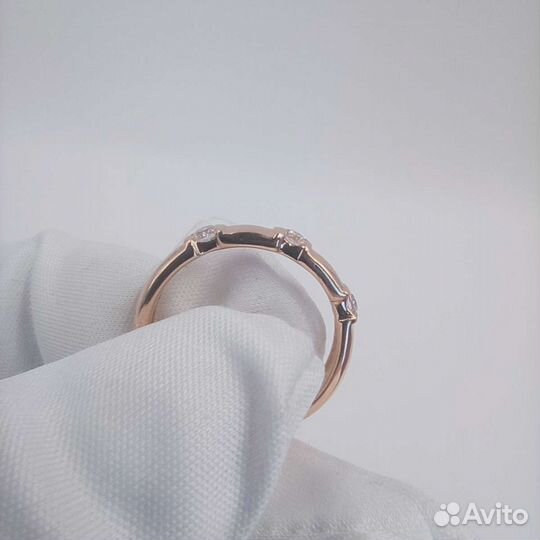 Золотое кольцо с бриллиантами, 585, вес 2,58, р-р