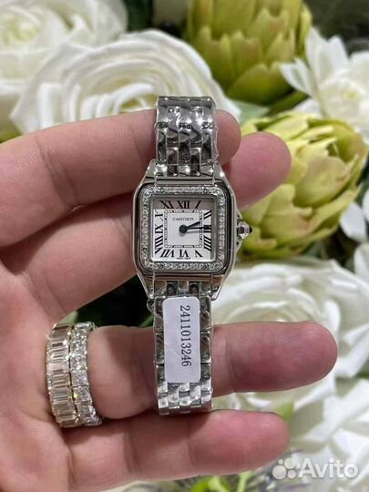 Часы Cartier Panthere de Cartier 22 mm Diamonds