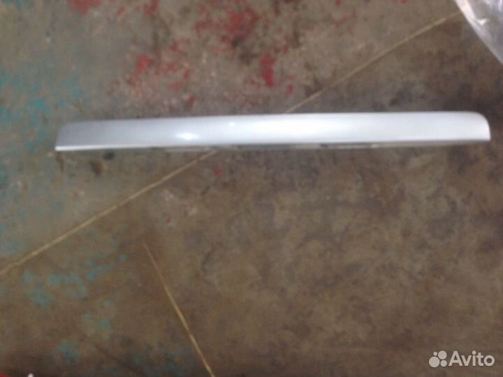 Молдинг крышки багажника Форд фокус 2 универсал