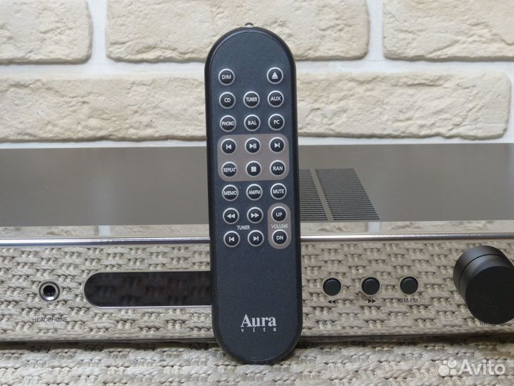 Aura Vita XLR ресивер пультовой FM AM itra