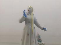 Фарфоровая статуэтка "Снегурочка"
